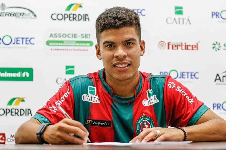 Meia Cesinha é o novo reforço do Concórdia para o Catarinense