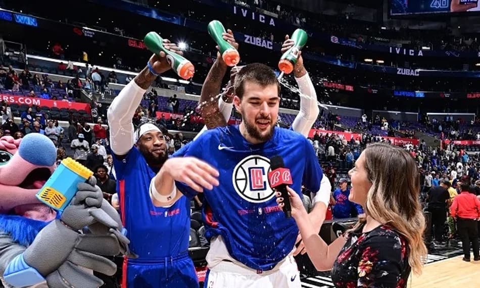 Ivica Zubac faz história pelo Clippers com jogo monstruoso