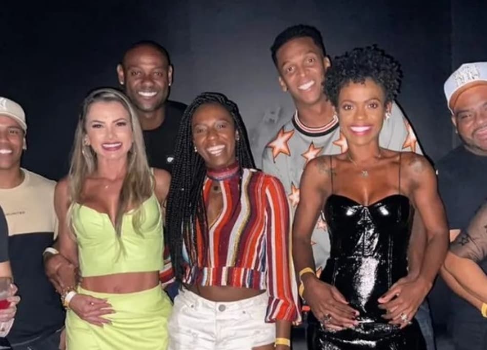 Após reatar casamento, Jô posta em balada com Vagner Love; ex-amante está na reta final da gravidez