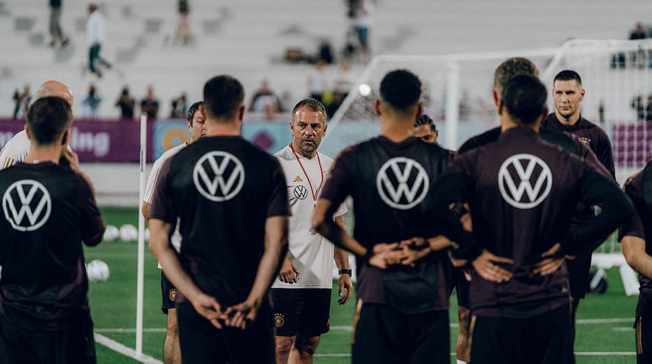 ‘Estamos nessa situação por culpa nossa’, desabafa técnico da Alemanha antes de decisão na Copa do Mundo