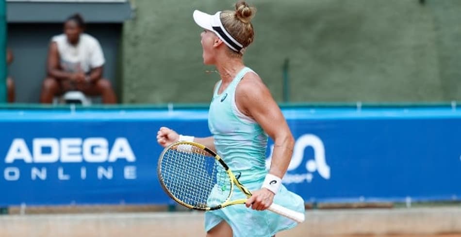 Laura Pigossi comemora vaga na semi