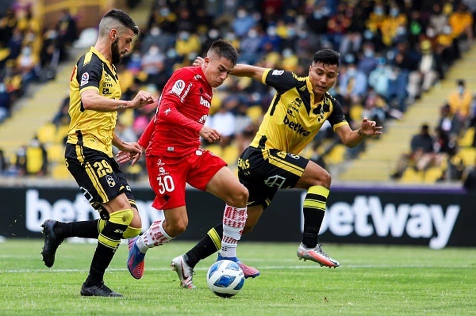 De olho em 2023, Colo-Colo mira ex-River Plate como possível reforço; saiba mais