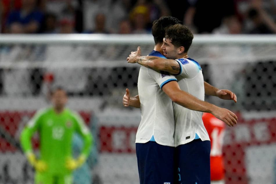 Stones e Maguire - Inglaterra
