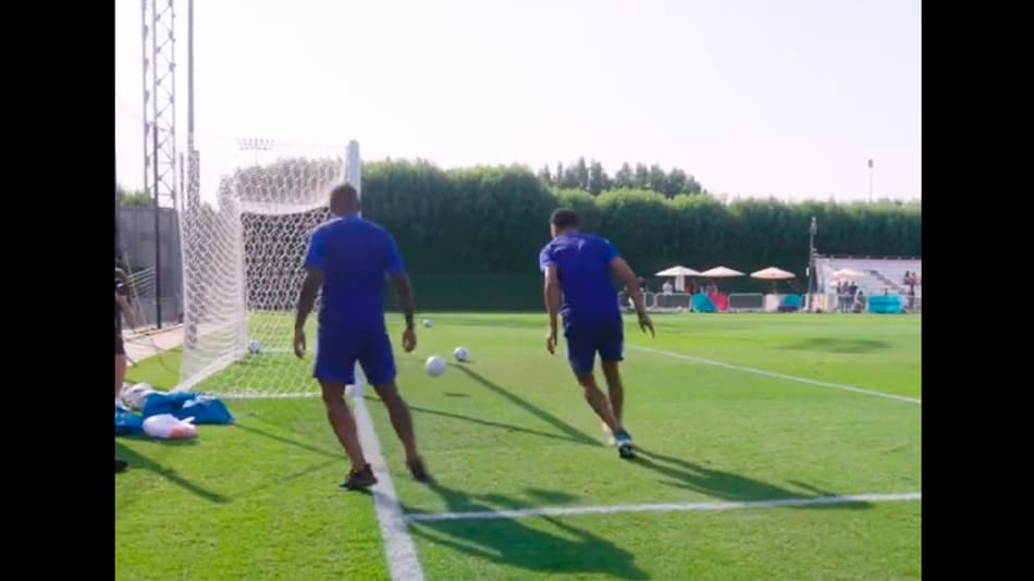 VÍDEO: Jogadores da Holanda brincam em volta aos treinos