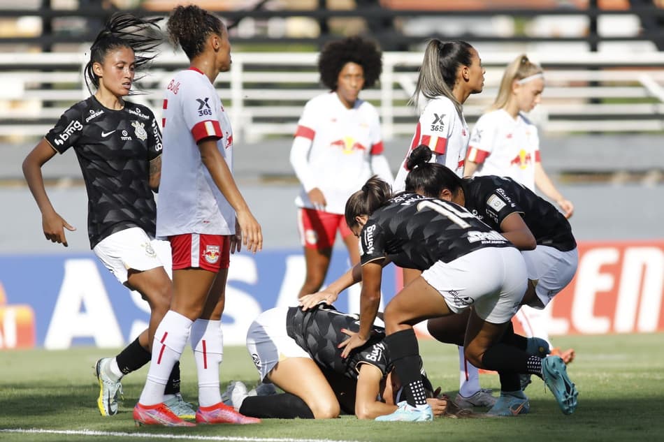 Corinthians vence o Red Bull Bragantino e garante vantagem em final da Copa Paulista feminina