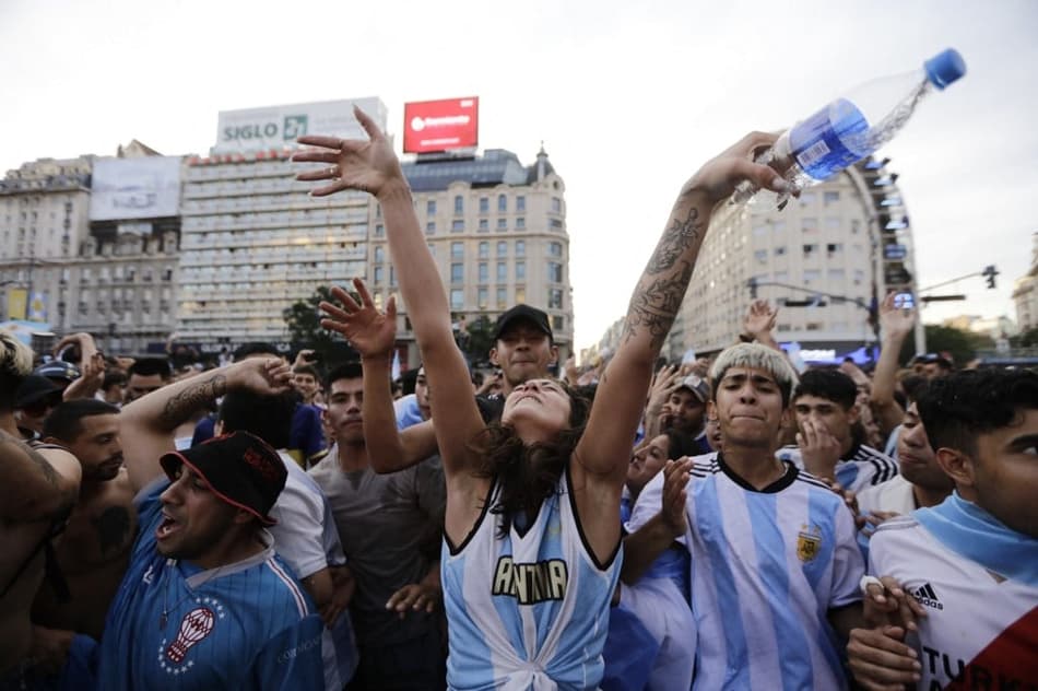 Argentinos esgotam passagens em tempo recorde para acompanharem a final da Copa do Mundo