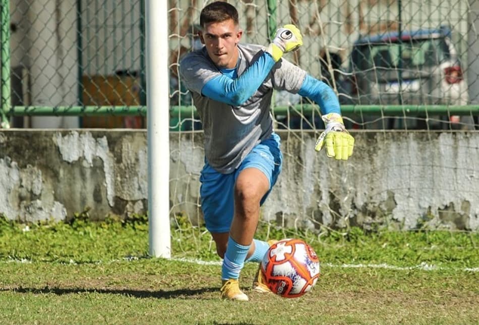 Agora no São Caetano, Henrique Leite projeta segunda participação na Copinha