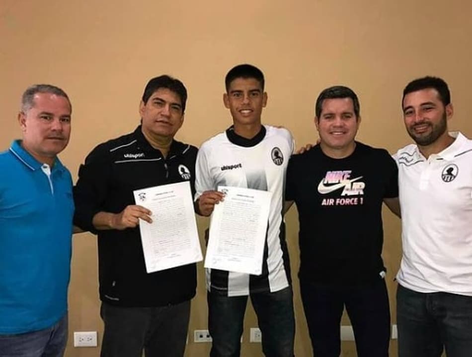 Grave acusação de fraude documental é feita no futebol venezuelano