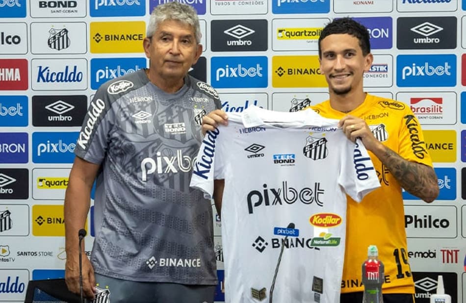 apresentação do Dodi e do João Lucas no Santos