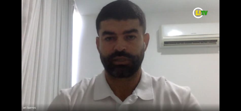 VÍDEO: Ari Barros revela ter sido procurado pelo Grêmio: ‘Fiquei no céu’