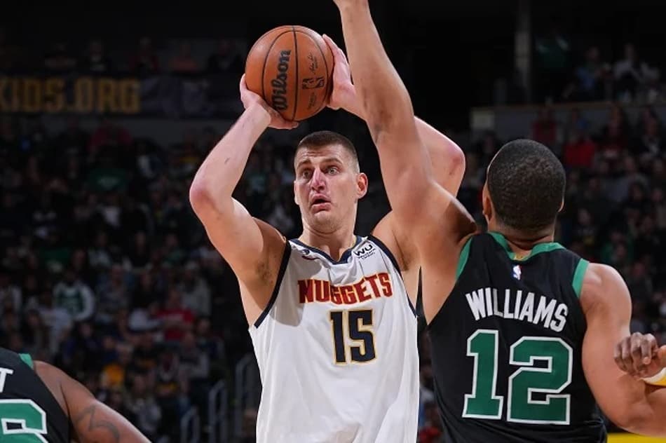 Nuggets vence Celtics com triplo-duplo de Nikola Jokic