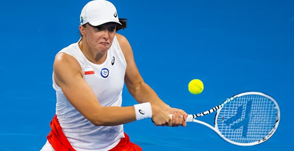 Swiatek vence Bencic. Suíça empata confronto