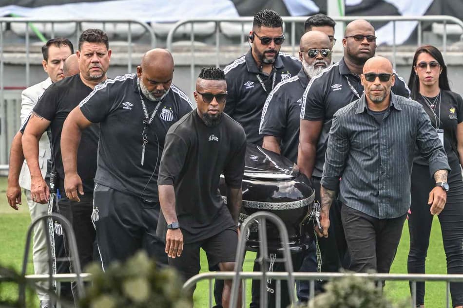 Saiba as personalidades que estiveram presentes no velório de Pelé