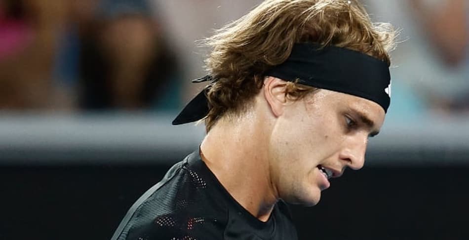 Zverev sobrevive a batalha contra peruano na estreia do Aberto da Austrália