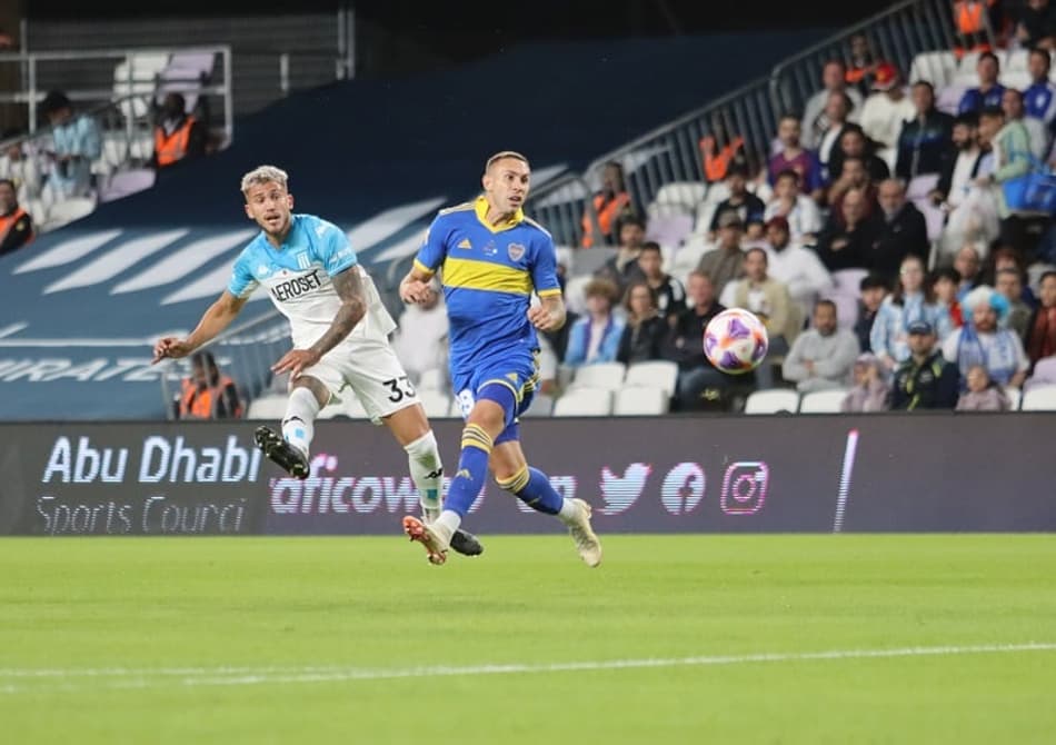Racing, com pênalti nos acréscimos, vence Boca Juniors e fatura a Supercopa