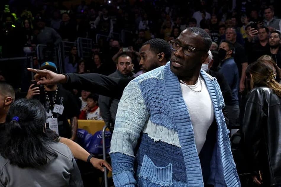 Comentarista discute com jogadores do Grizzlies em partida da NBA