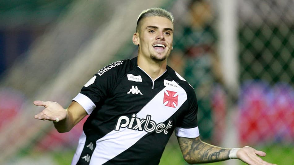 ATUAÇÕES: Gabriel Pec marca golaço e brilha na vitória do Vasco