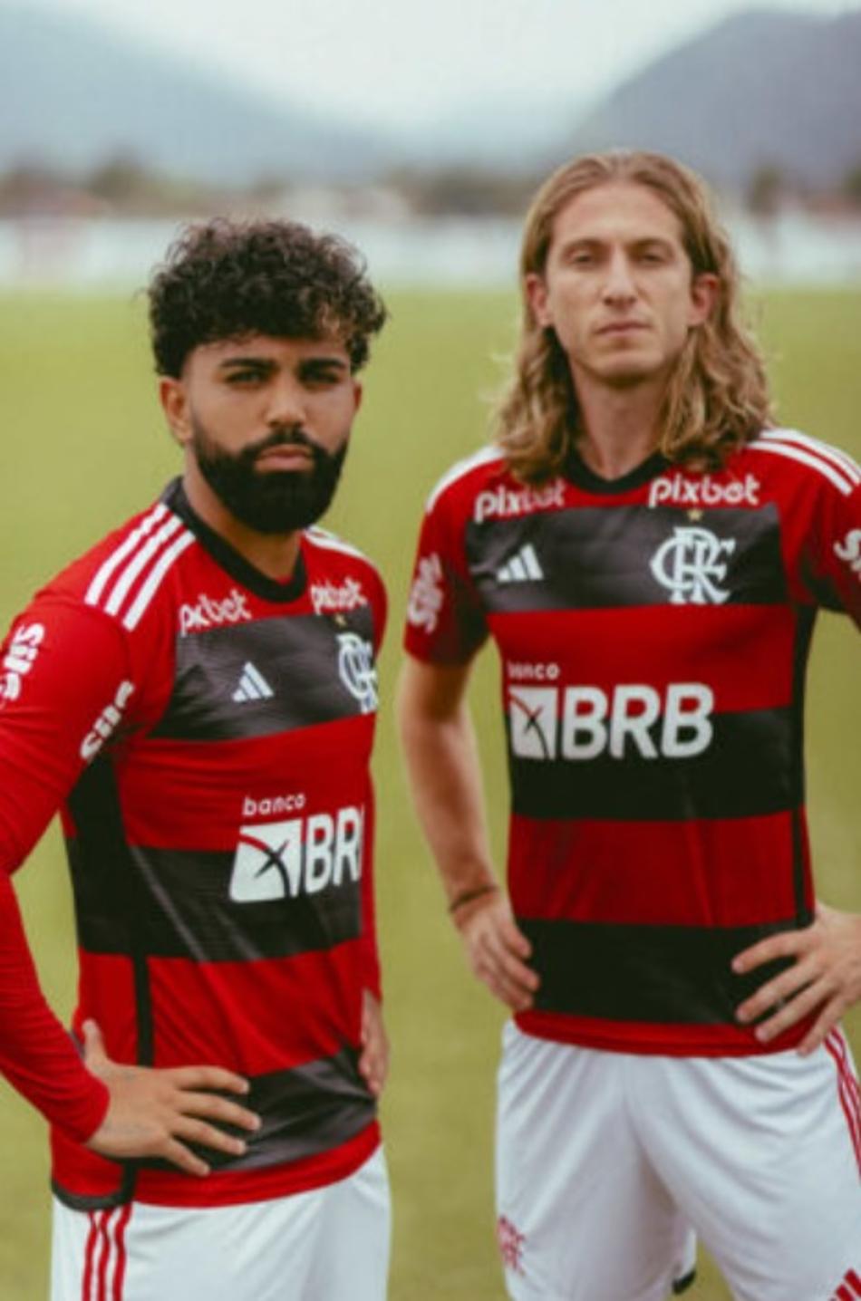 Flamengo e Adidas fazem ensaio fotográfico para divulgar nova camisa; veja as imagens