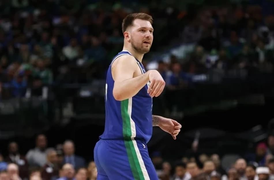 Kyrie Irving pode causar saída de Luka Doncic do Mavericks