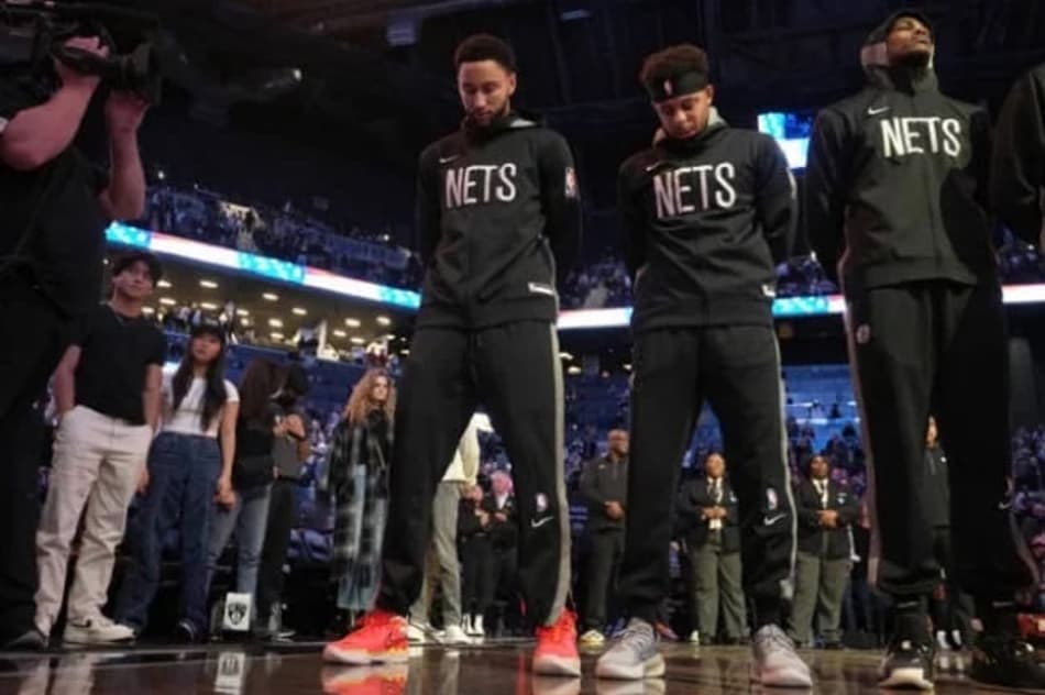 A troca que levaria Ben Simmons e Seth Curry ao Lakers