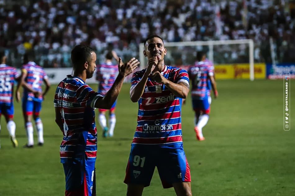 Lucero estreia, Fortaleza dá show e goleia Atlético-CE pelo Estadual
