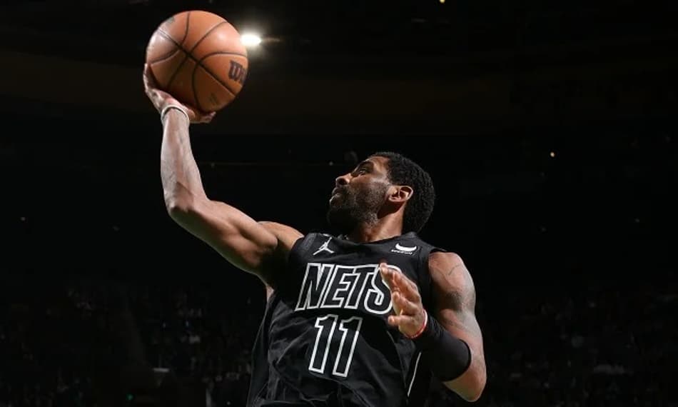 Lakers, Suns e Mavericks são candidatos a troca por Kyrie Irving