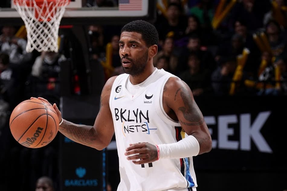 Dallas Mavericks faz troca por Kyrie Irving