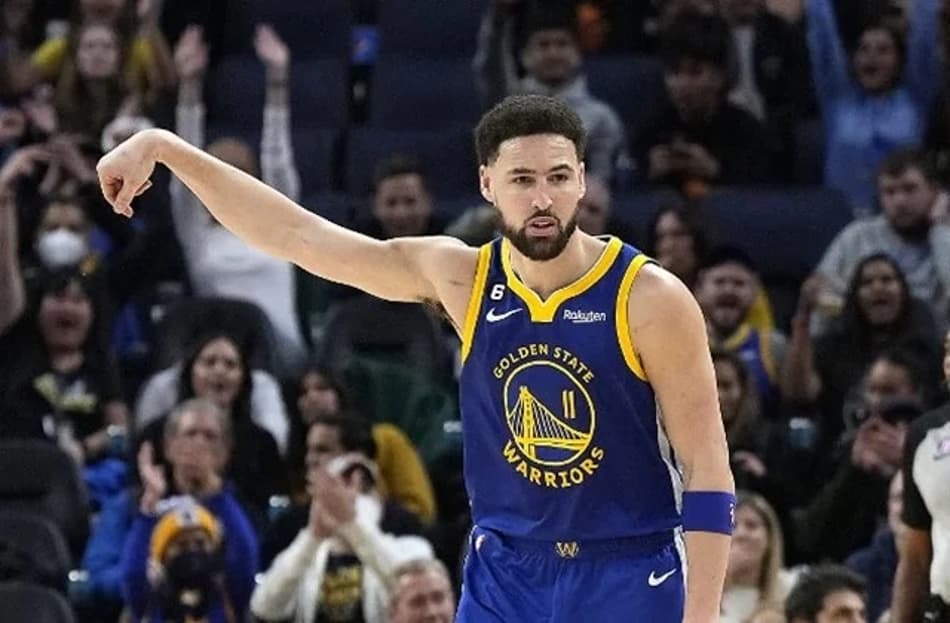 Klay Thompson dá show e Warriors atropela Thunder