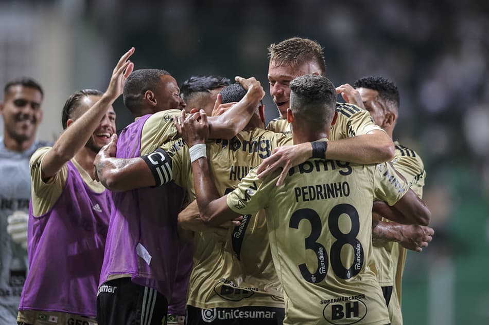 Hulk brilha, Atlético-MG vence o Democrata-SL e segue com 100% de aproveitamento no Mineiro