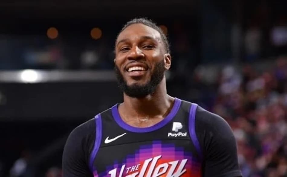 Bucks adquire Jae Crowder em troca tripla
