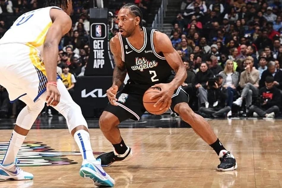 Kawhi Leonard lidera, Clippers estreia reforços e vence Warriors