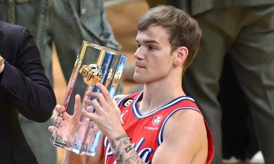Mac McClung e Damian Lillard brilham no sábado de All-Star