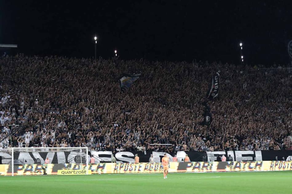 Cambistas vendem ingressos até 1000% mais caros para Corinthians x Palmeiras