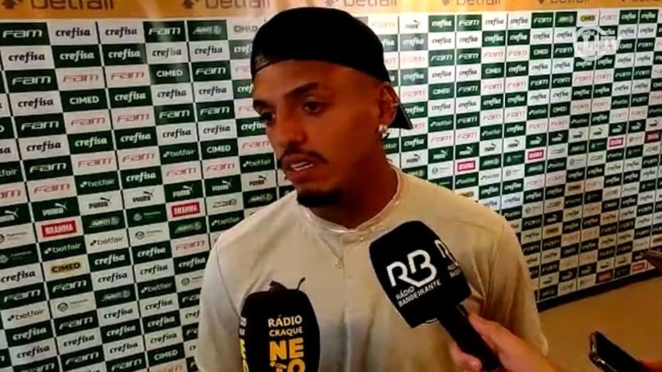 Gabriel Menino destaca boa fase no Palmeiras e cita Abel Ferreira: ‘Foi essencial para mim’