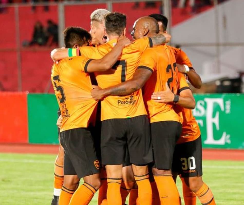 Boliviano: Royal Pari vence na abertura da jornada