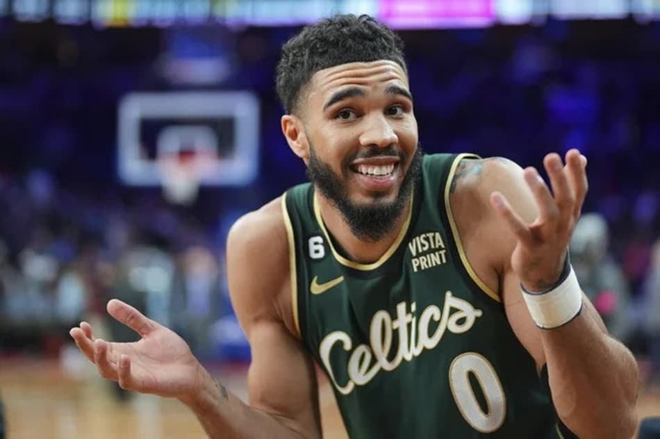 Celtics vence 76ers com cesta de Jayson Tatum no fim