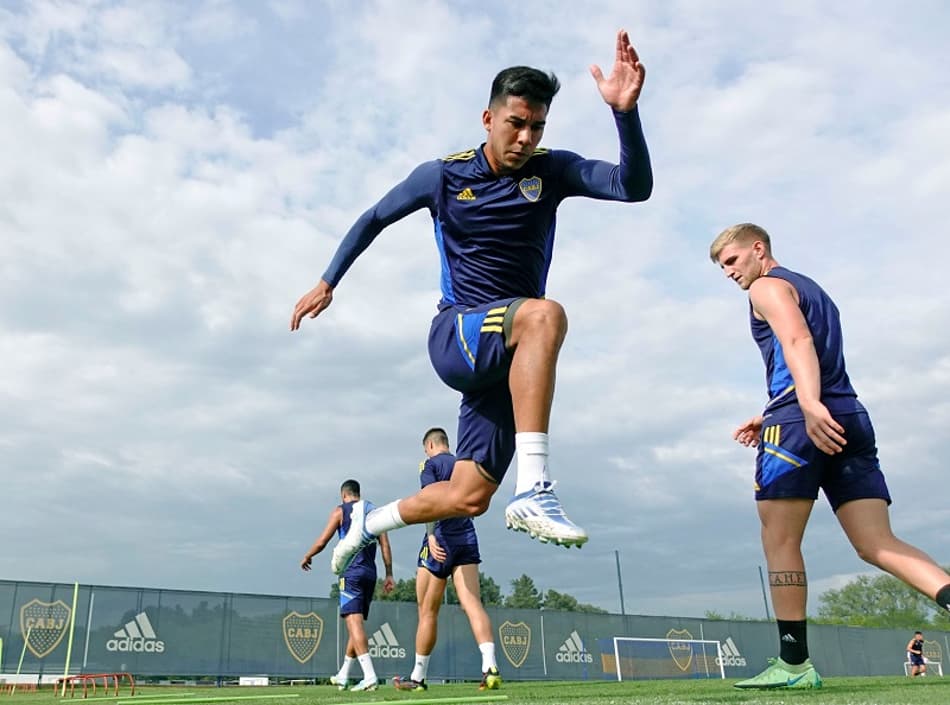 Boca Juniors se prepara visando a decisão da Supercopa Argentina