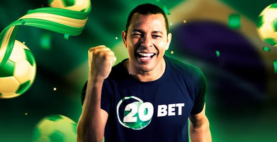 Gilberto Silva estampa frota de ônibus no Rio de Janeiro