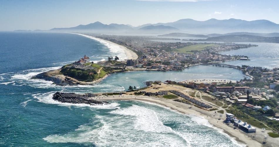 Saquarema recebe primeira etapa do campeonato estadual de Canoa Havaiana do Rio de Janeiro