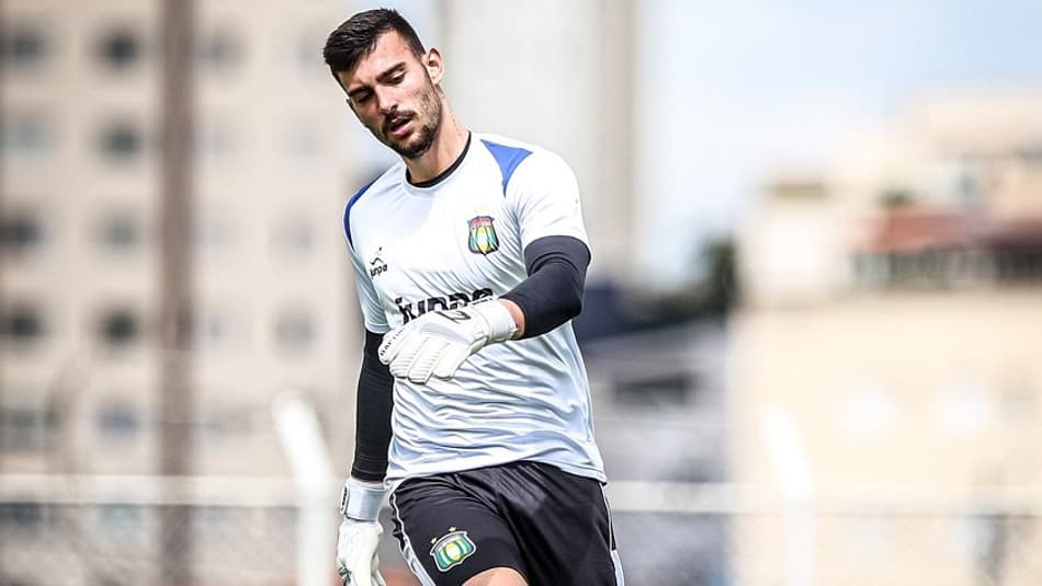 Goleiro Arthur Motta acredita na recuperação do São Caetano na A2 do Paulistão
