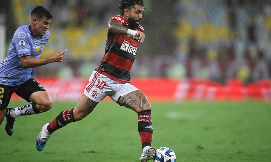 Gabigol desabafa após vice da Recopa e pede apoio da torcida do Flamengo: ‘Temos que nos unir’