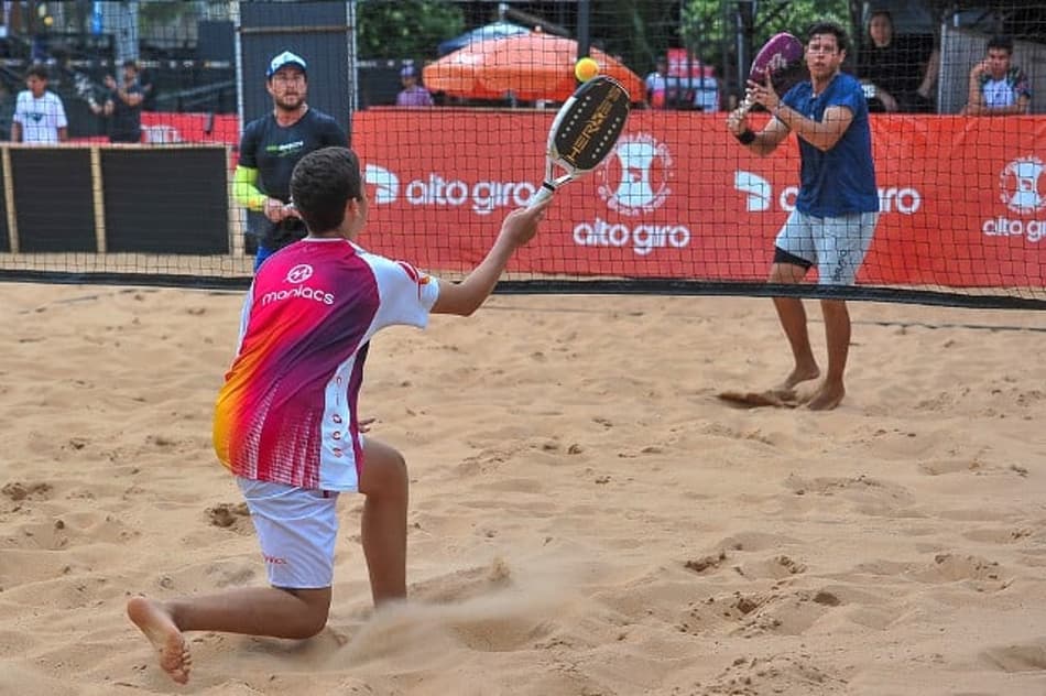Circuito Alto Giro de Beach Tennis