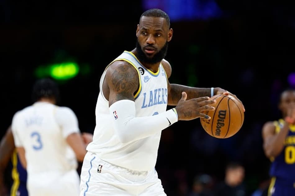 LeBron James nunca perdeu tantos jogos como no Lakers