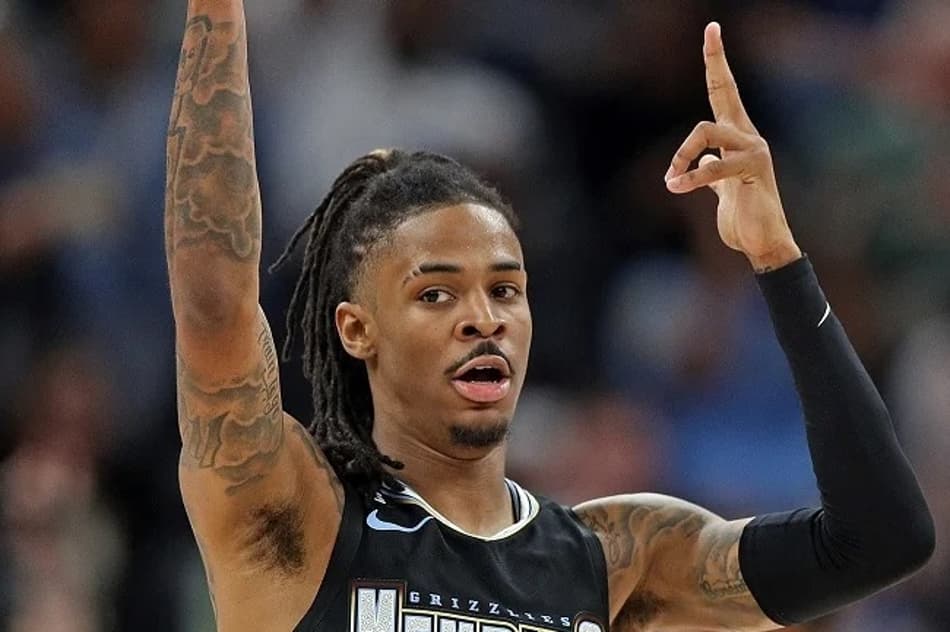 Após polêmicas, Ja Morant faz live mostrando arma em boate