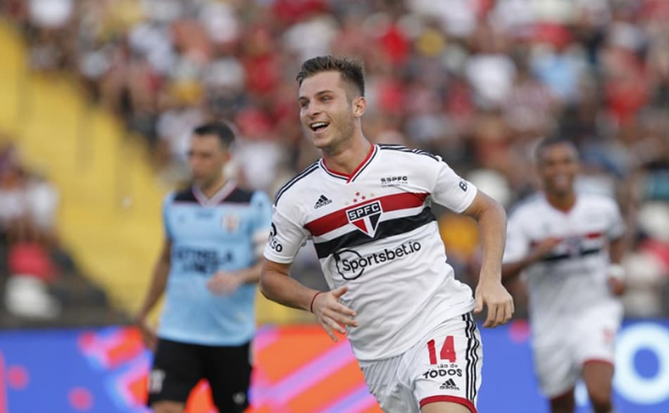São Paulo vence Botafogo de virada com volta de ‘contundidos’, garante liderança e projeta mando em clássico na semi