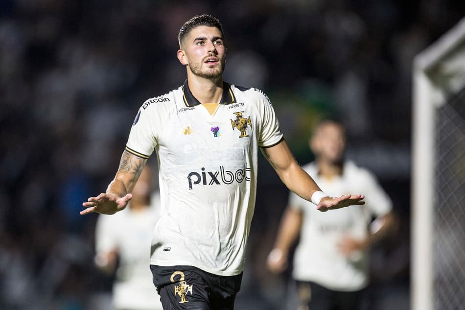 VÍDEO: Pedro Raul opina sobre pênaltis perdidos pelo Vasco e mira clássico com o Flamengo