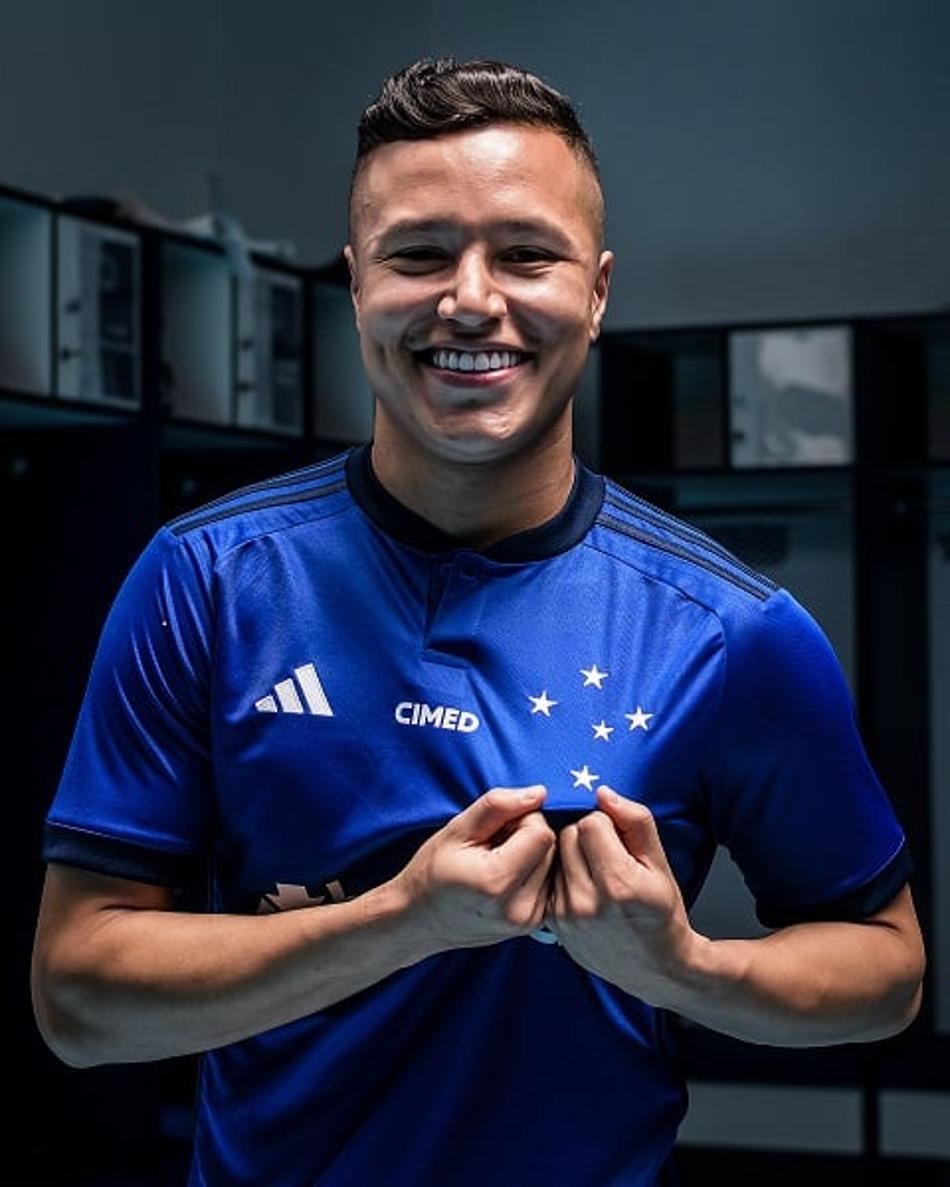 Recém-chegado, Marlon exalta grandeza do Cruzeiro e comenta condição física: ‘Estou 100%’