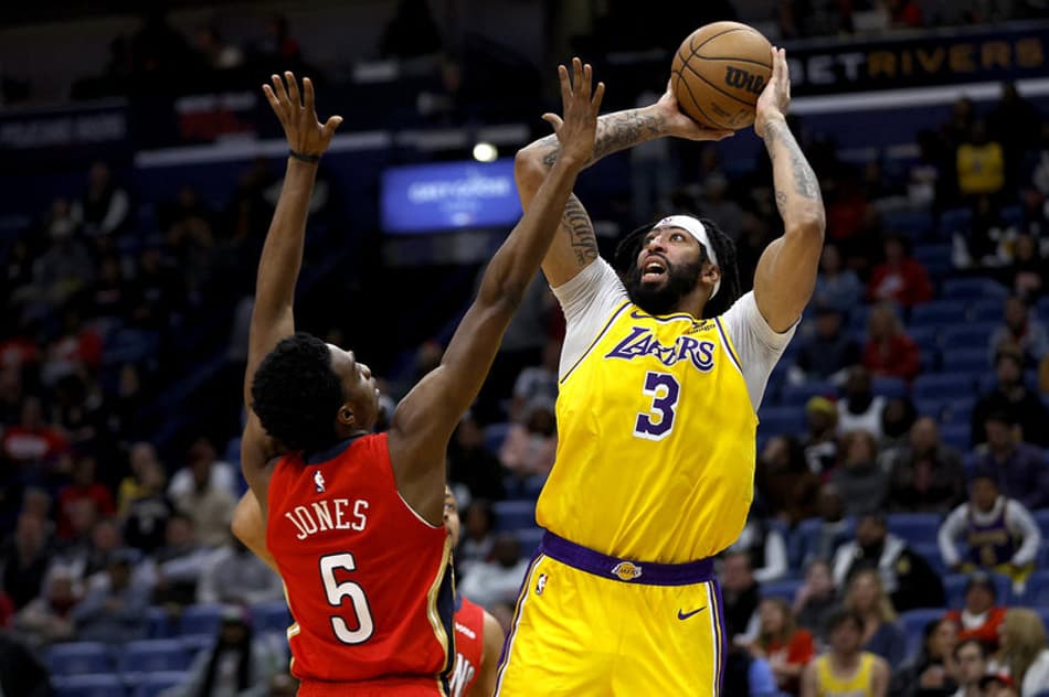 Restando 12 jogos, Lakers não pode mais poupar Anthony Davis