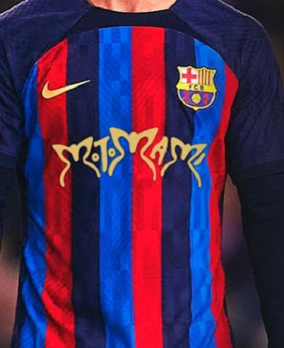 10 bandas ou cantores em camisas de futebol