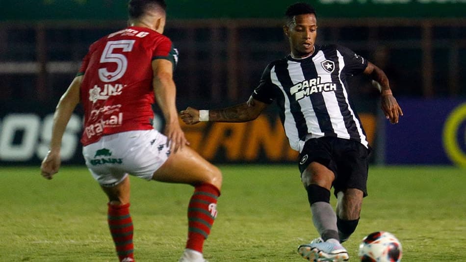 ATUAÇÕES: Tchê Tchê e zagueiros são os poucos que se destacaram em empate do Botafogo